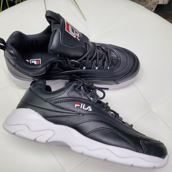 Fila Women's Disarray Sneaker - Picture 1 of 4
